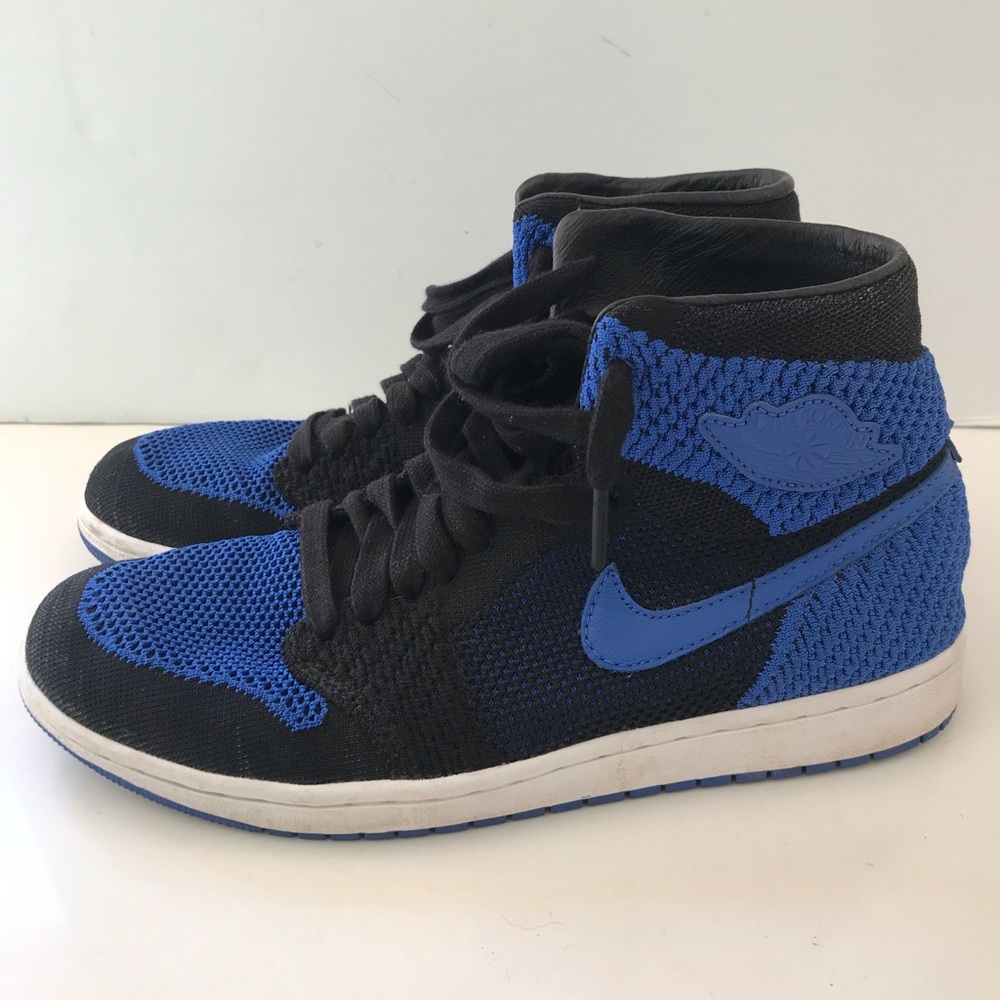 Jordan 1 Flyknit Sneakers